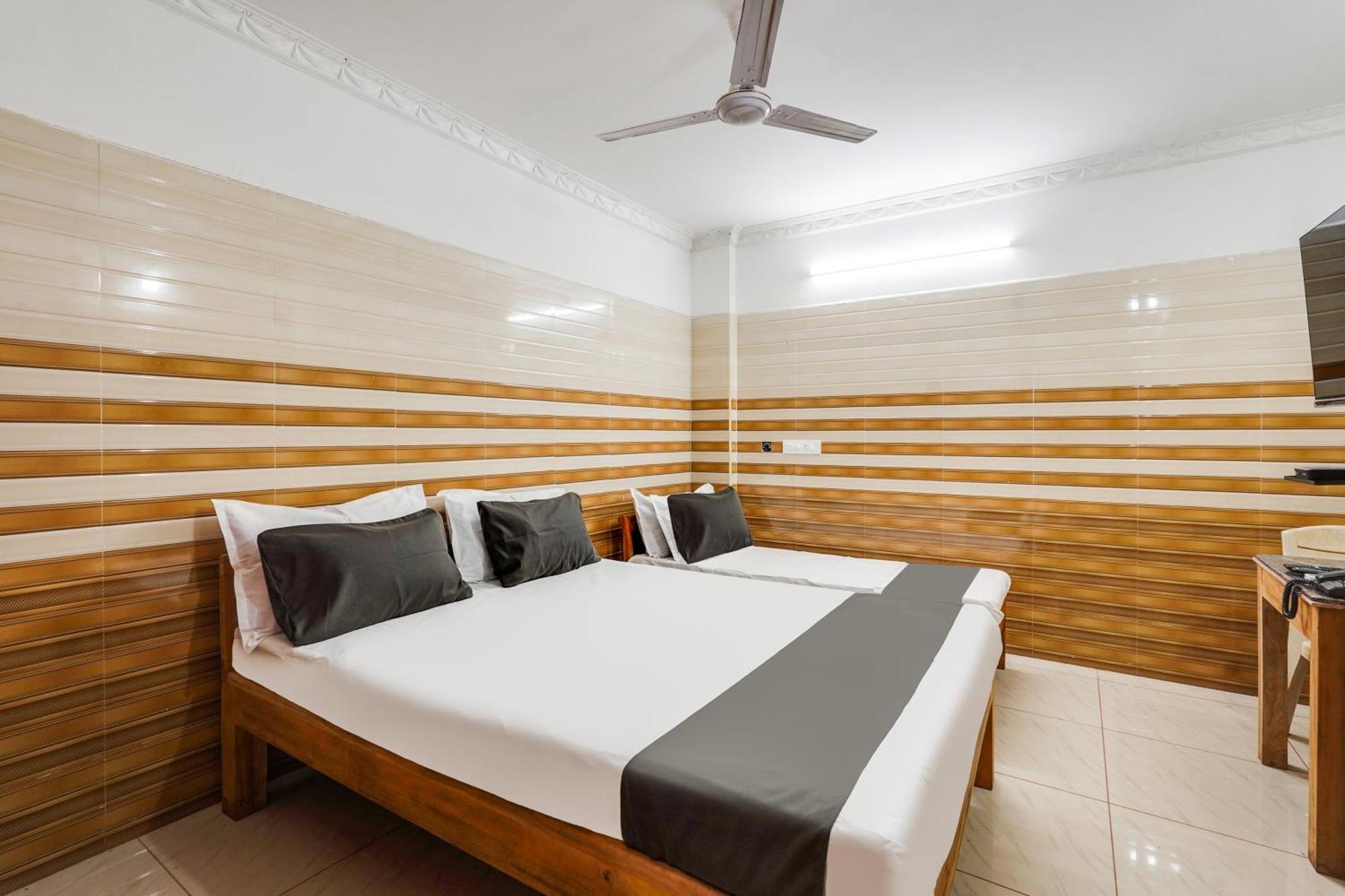 Super Hotel O Sharmila Guest House Kottakuppam Exterior foto